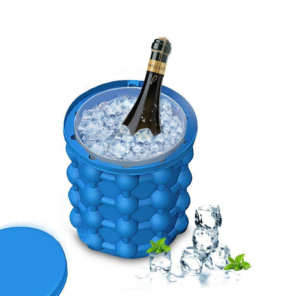 Space Saving Ice Cube Maker